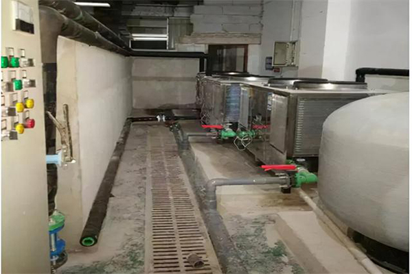 游泳館熱水用泳池恒溫熱泵，恒溫安全成本低