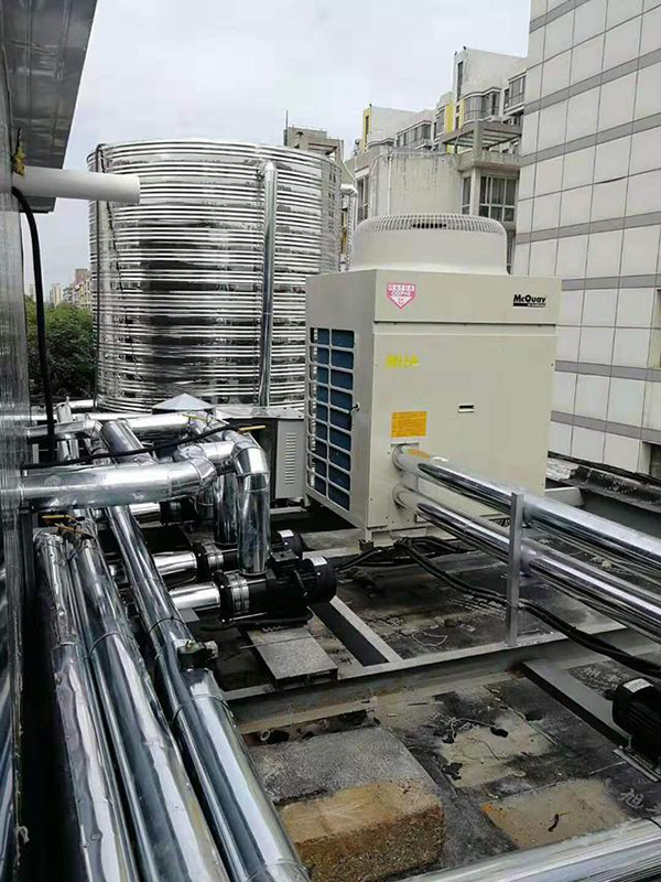 空氣源熱泵制冷+制熱+中央熱水別墅裝修的首選