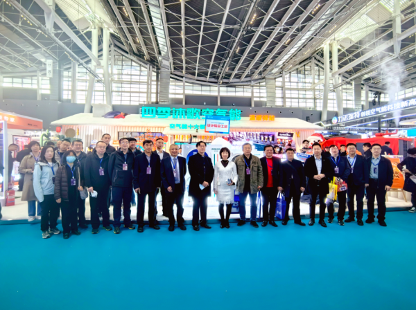 創(chuàng)新鍛造行業(yè)引領(lǐng)力|2024HPE中國熱泵展的四季沐歌空氣能格外引人矚目！