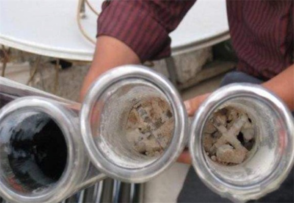 工廠空氣能熱水管道除水垢用的方法