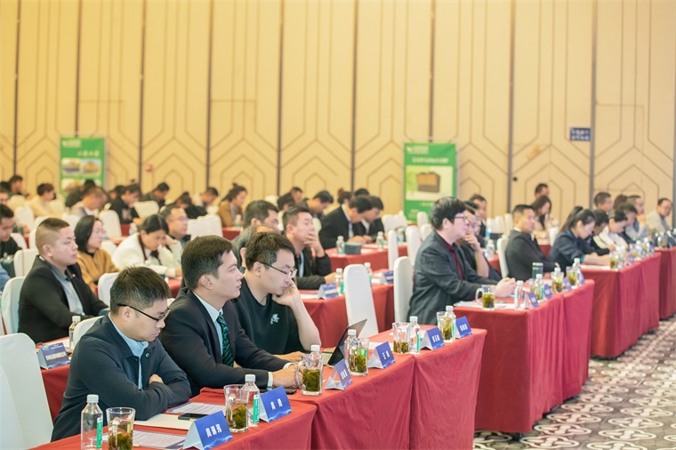 “圣春空氣能杯”2024春風實業集團新能源公司高寒高海拔地區清潔能源供熱技術高峰論壇圓滿成功