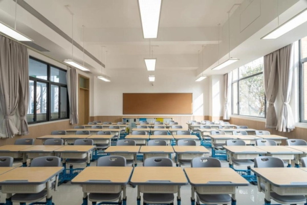 為什么越來越多學校選擇空氣能熱水系統？