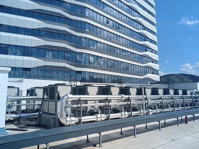 醫院空氣能熱泵熱水系統，建設綠色環保家園